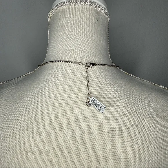 Brighton Necklace Interlock Twist Silver Tone Lobster Clasp New With Tags - Picture 3 of 5